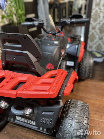 Детская машина на аккумуляторе