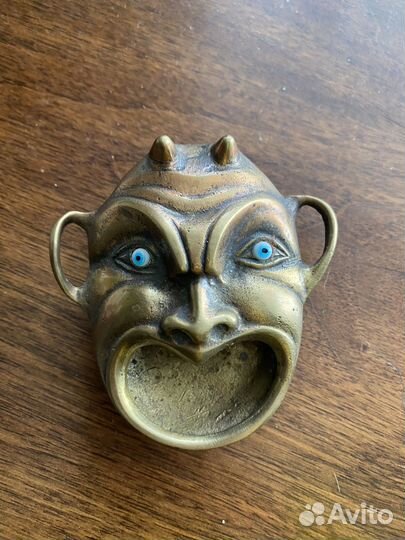 Пепельница бронза