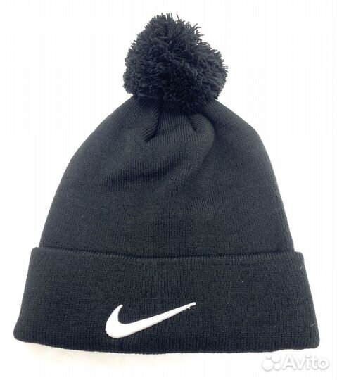 Шапка Nike с бубоном