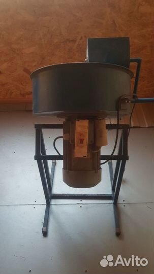 Измельчитель сена, травы и соломы