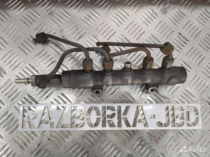 Топливная рампа Пежо Боксер 2.2 Евро 4