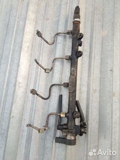 Рампа топливная Mercedes Vito W638 2.2 CDI