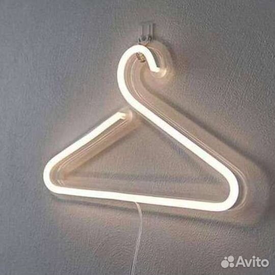 Неоновая вывеска