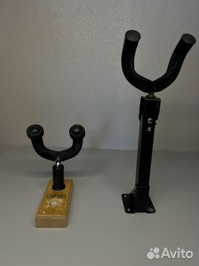 Держатель настенный для гитара