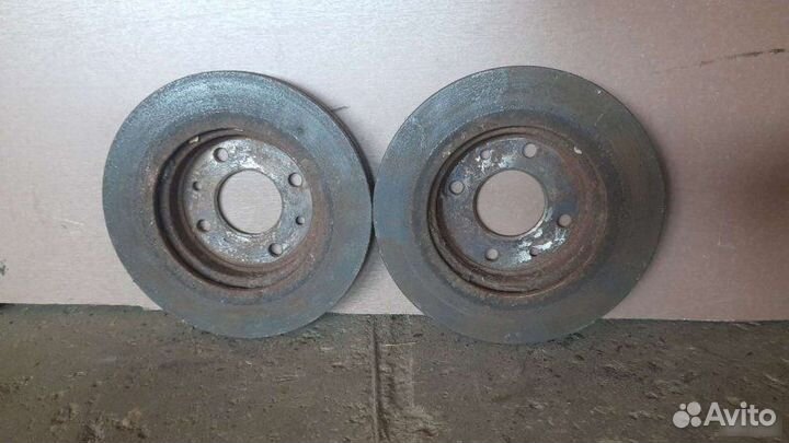 Тормозные диски переднее Renault Kangoo 1997-2003