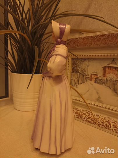 Статуэтка фарфор Goebel