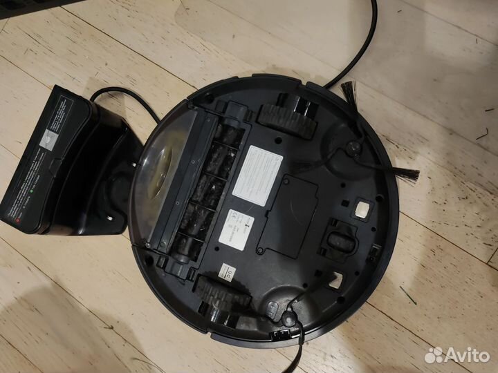 Робот пылесос iclebo arte на запчасти