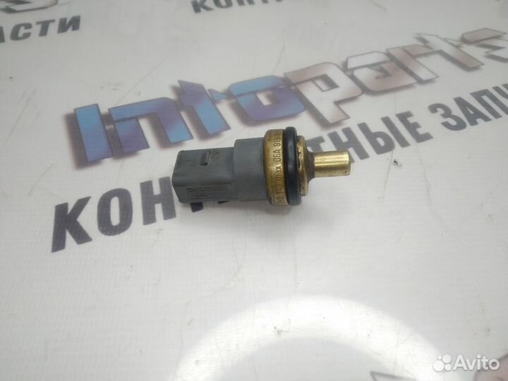 Датчик температуры охлаждающей жидкости Volkswagen