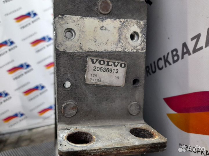 Радиатор системы охлаждения Volvo FH