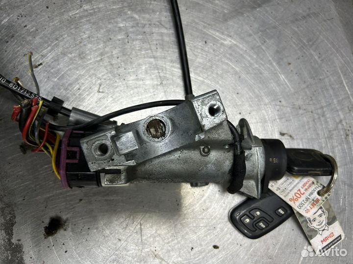 Замок зажигания audi a4 b5 АКПП