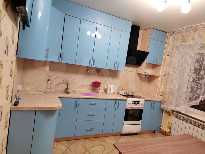 2-к. квартира, 57 м², 1/9 эт.
