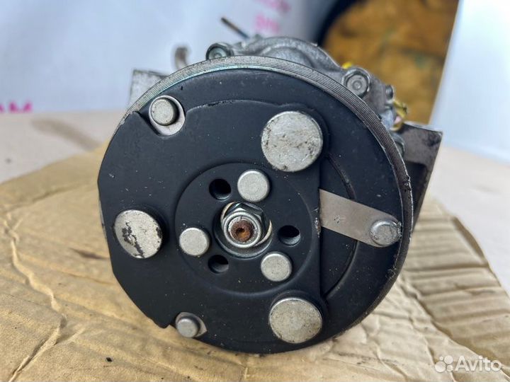 Компрессор кондиционера Mini Cooper R56 N12