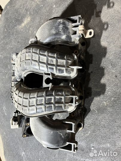 Впускной коллектор Mitsubishi Lancer X 1.8 4B10