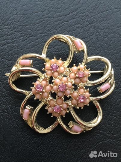 Винтажная брошь из США