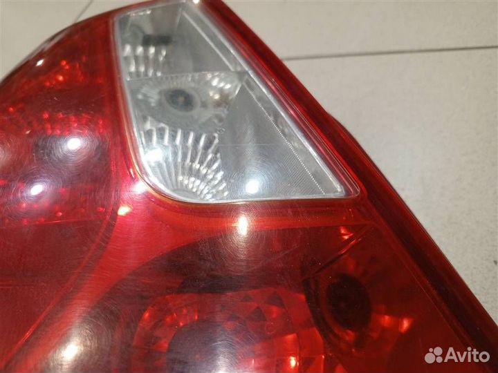 Фонарь задний наружный правый Chevrolet Lacetti J