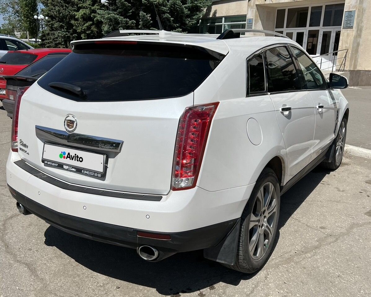 Cadillac SRX: фото владельца