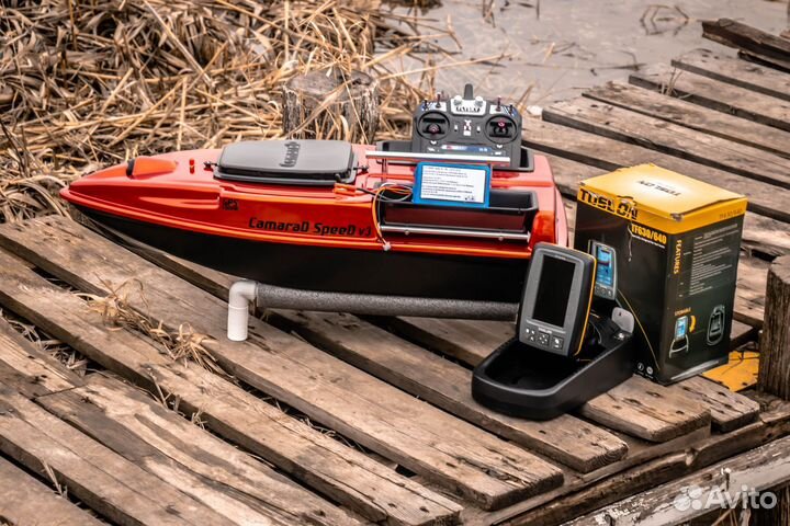 Прикормочный кораблик с автопилотом, эхолотом,25А