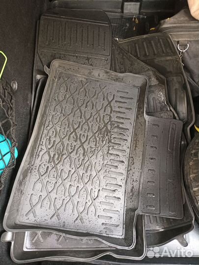 Автомобильные коврики резиновые ваз