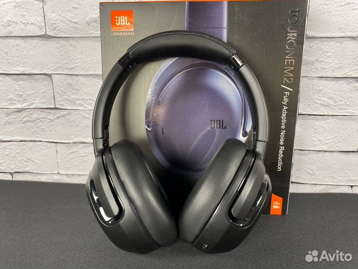 JBL Tour One M2