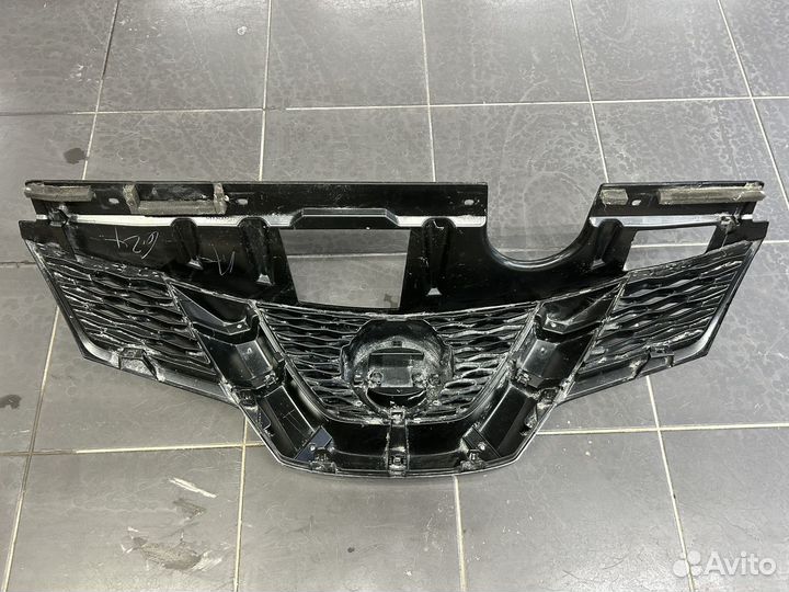 Решетка радиатора nissan x-trail