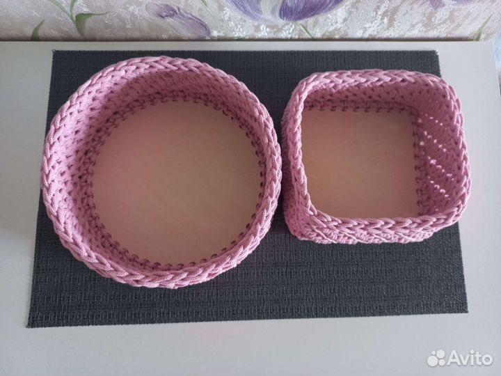 Корзина вязаная