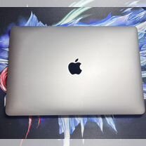 Apple MacBook Air 13-inch (M1)