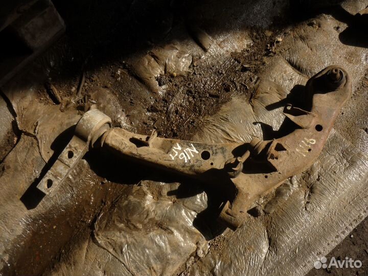 Рычаг передний левый Nissan almera n16