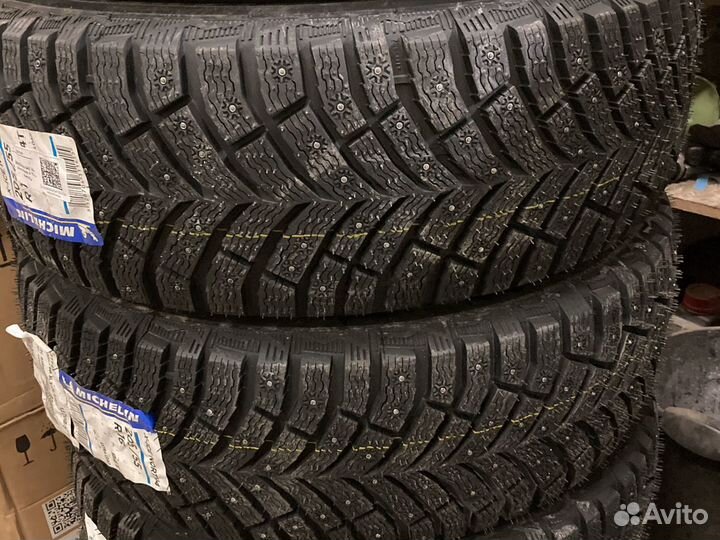 Michelin X-Ice North 4 205/55 R16 94T