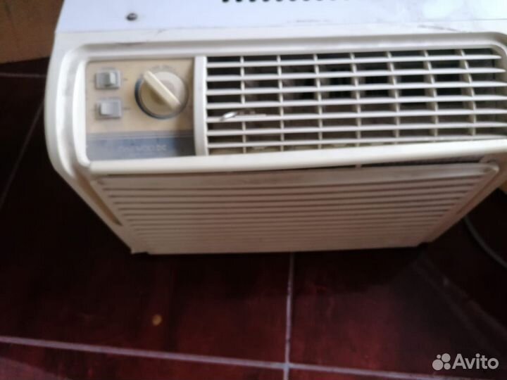 Оконный кондиционер бу