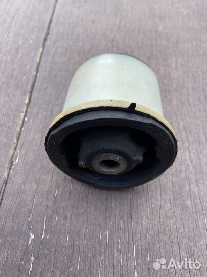 Сайлентблок задней балки duster,largus