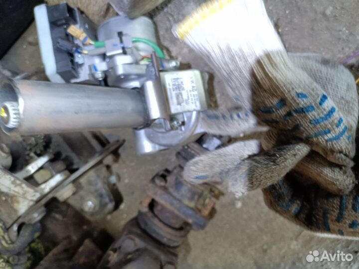 Вал погнут на запчасти колонка Polo Sedan