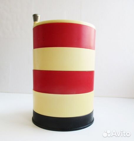 Коробочка 4 секции для деталей, мелочей. СССР