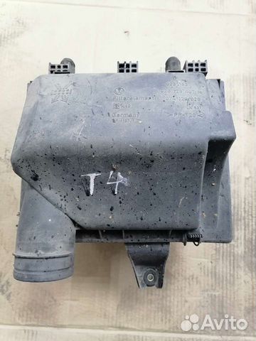 Корпус воздушного фильтра VW T4 028129607m