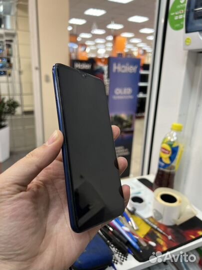 Samsung Galaxy A10, 2/32 ГБ