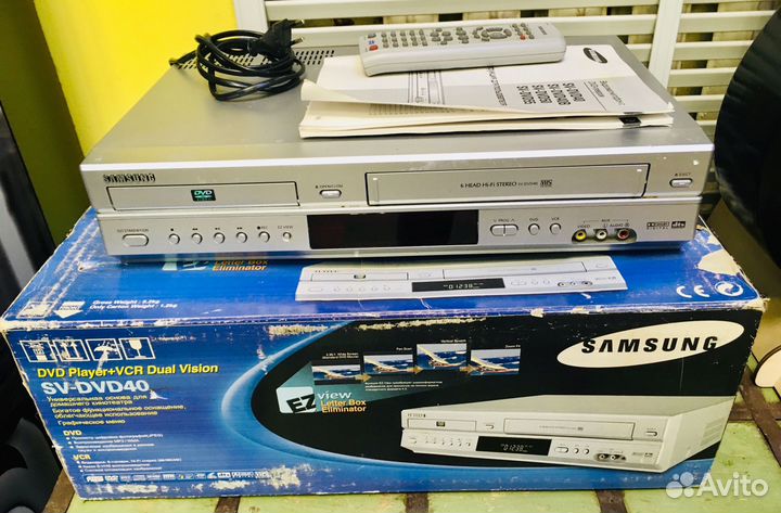 Видеомагнитофон Samsung SV-DVD40