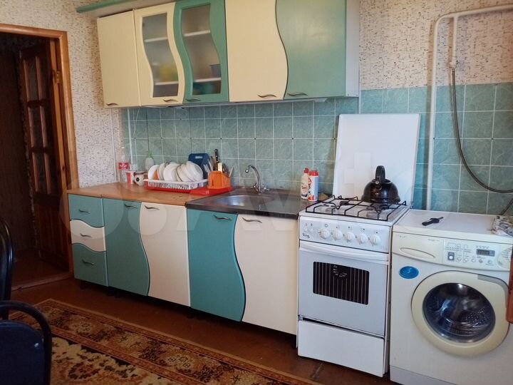 3-к. квартира, 64 м², 1/1 эт.