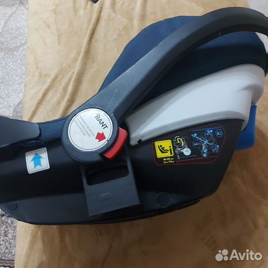 Автомобильное детское кресло от 0 до 18 кг
