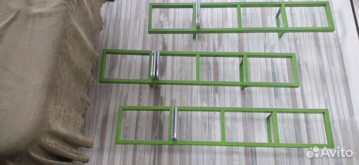 Полочки металлические, навесные, икея