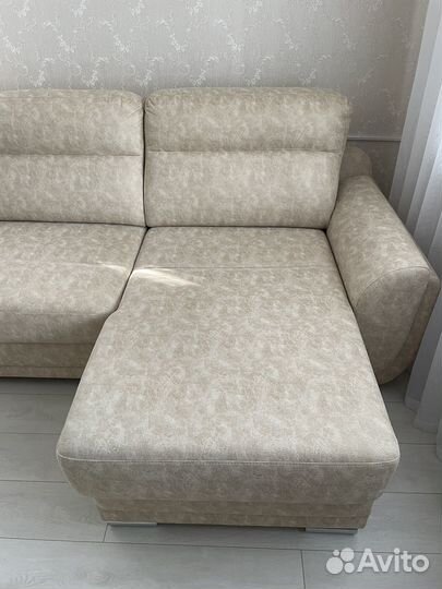 Угловой диван