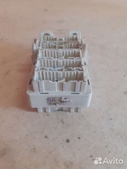 Блоки предохранителей Mitsubishi Galant 7