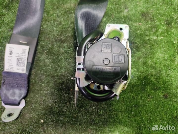 Ремень безопасности задний левый volkswagen Caddy