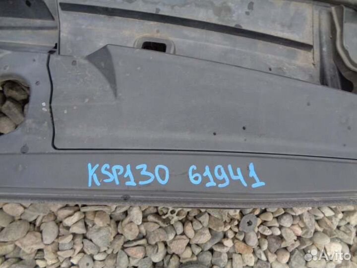 Жабо Toyota Vitz KSP130 1KR-FE 2011/5