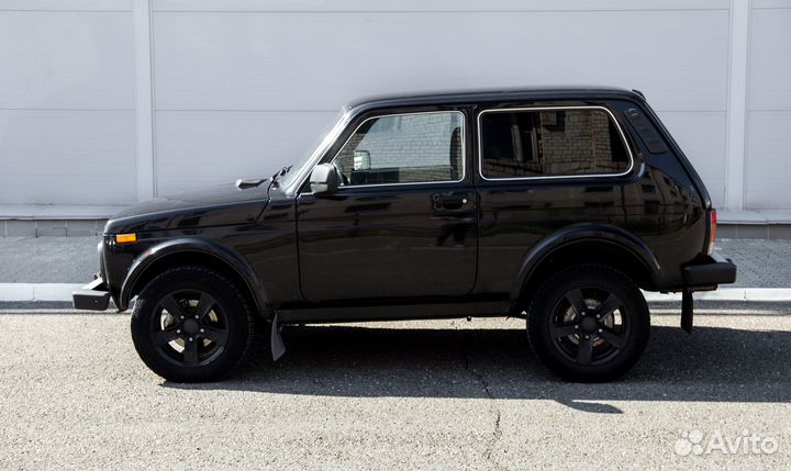 LADA 4x4 (Нива) 1.7 МТ, 2019, 130 000 км