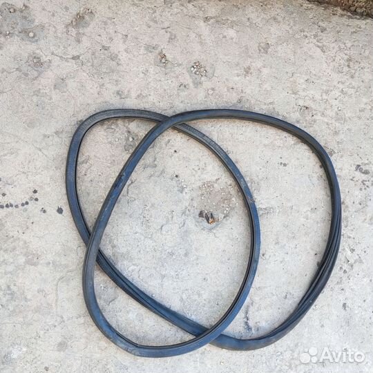 Уплотнитель Фольксваген Т5