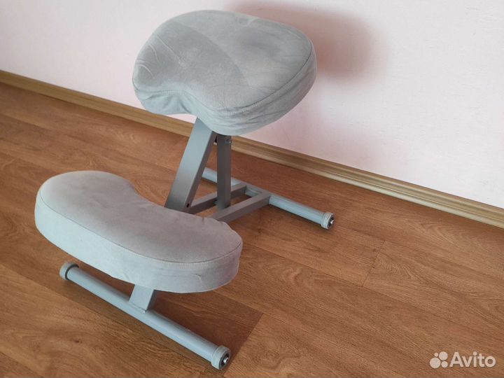 Коленный стул