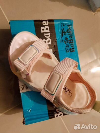 Сандалии для девочки