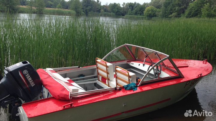 Моторная лодка Прогресс-2