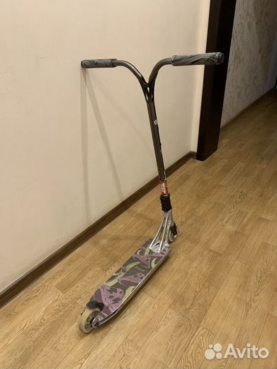 Трюковой самокат