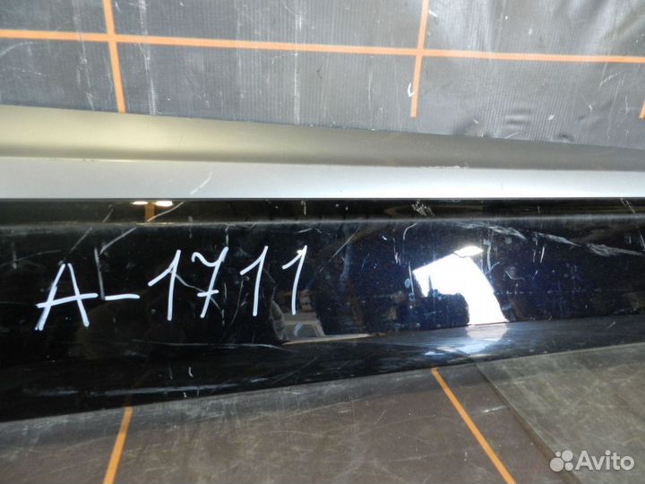 Накладка двери передней правой - Audi Q7 4M