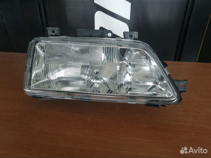 Фара правая Peugeot 405 1987-1995 5501122rldem